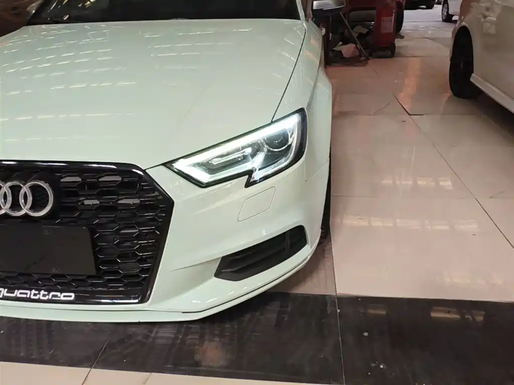 Audi A3 2018 — фото 24