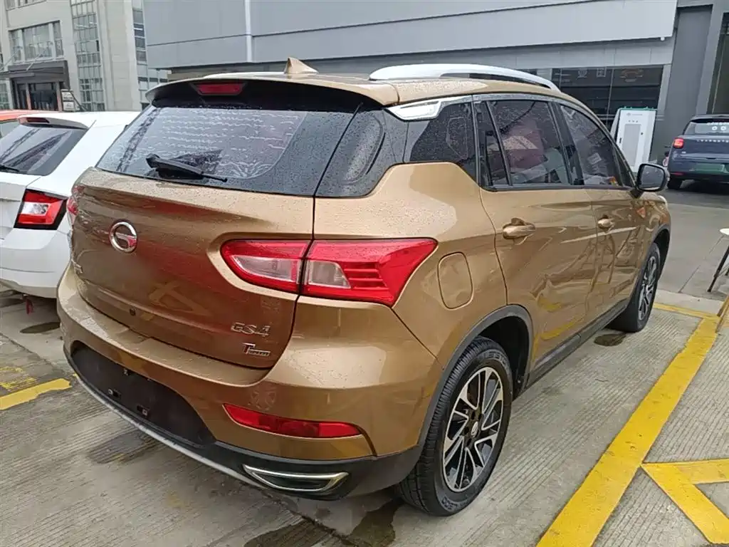 GAC Motor Trumpchi GS4 2015 — фото 7