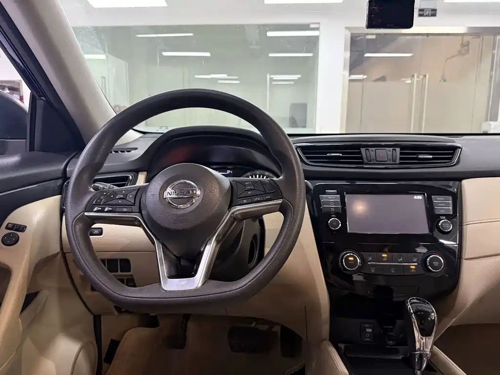 Nissan X-Trail 2018 — фото 17