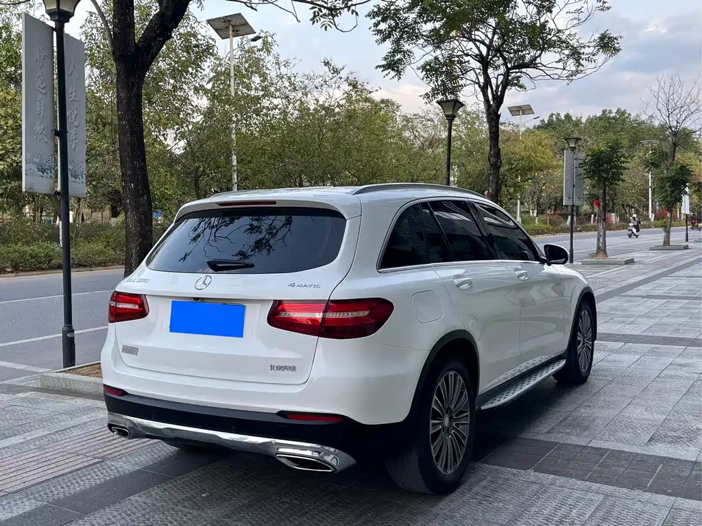 Mercedes-Benz GLC 2016