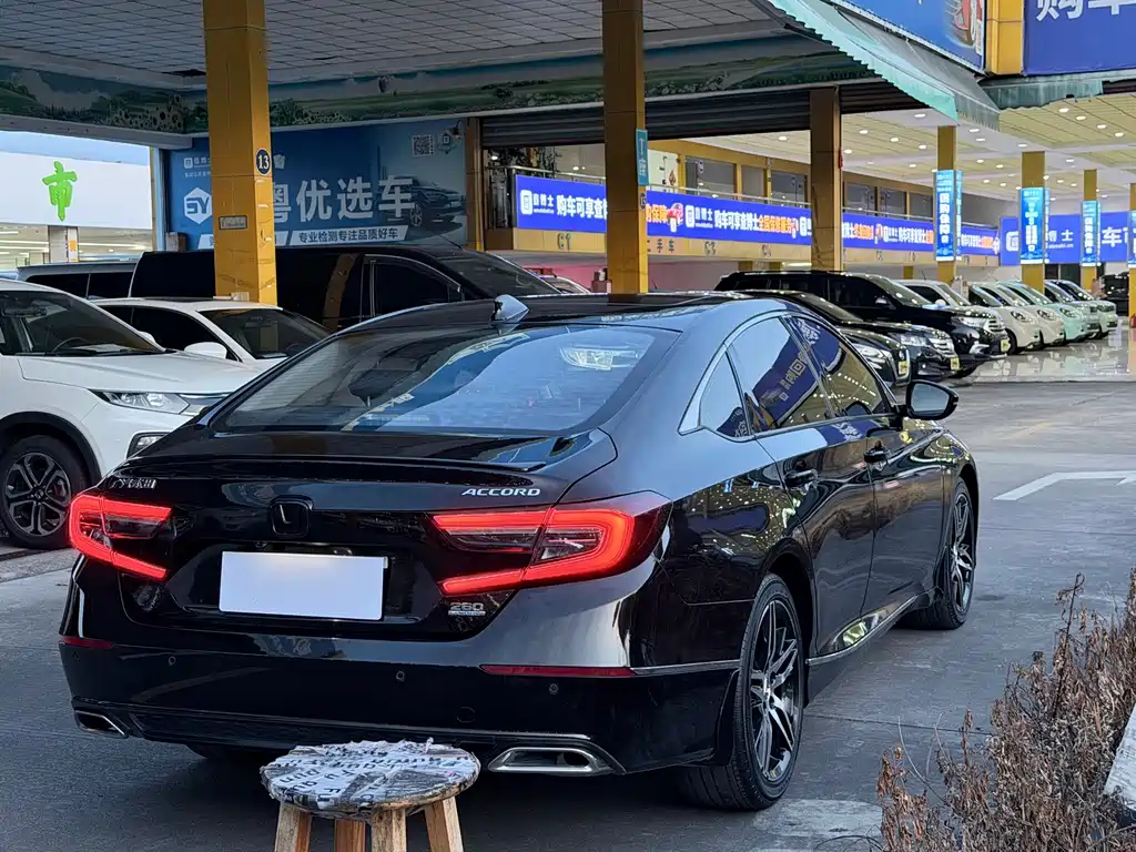 Honda Accord 2021 — фото 12