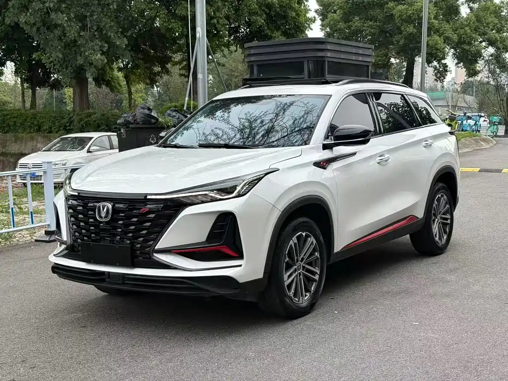 Changan CS75PLUS 2022 — фото 2