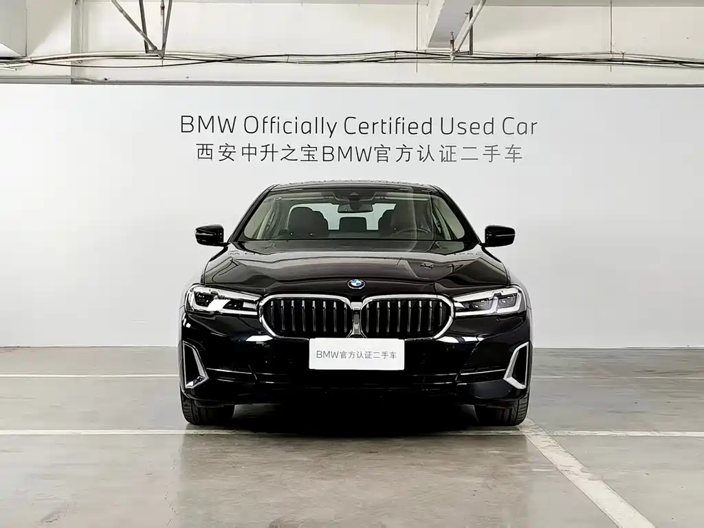 BMW 5 Series 2024 — фото 2