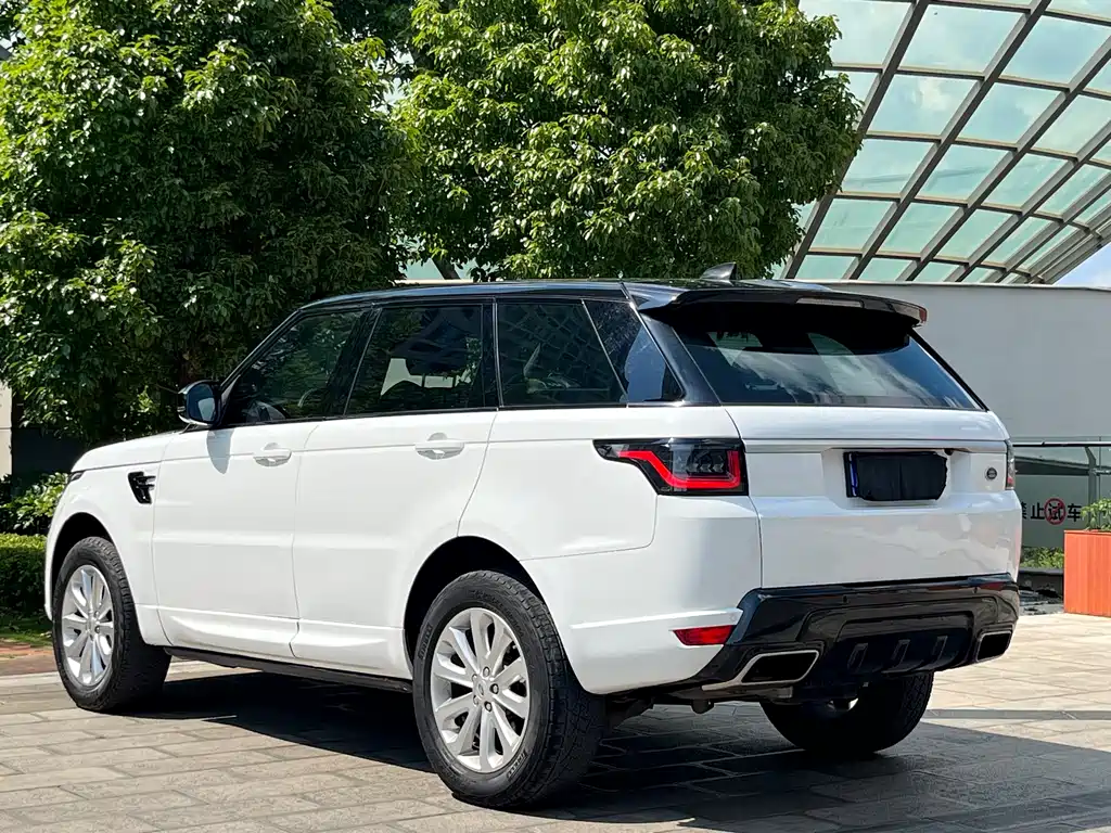 Land Rover Range Rover Sport 2018 — фото 9