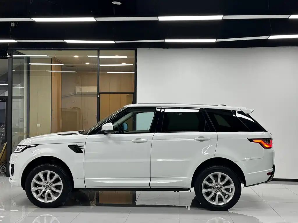 Land Rover Sport 2014 — фото 3