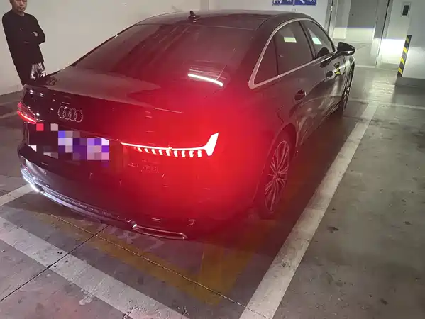 Audi A6L 2021