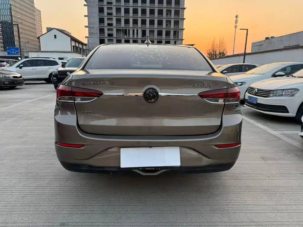 Buick Excelle 2019 — фото 10