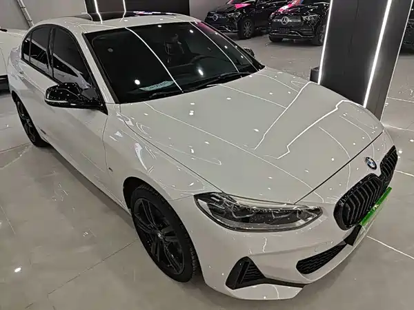 BMW 1 Series 2022