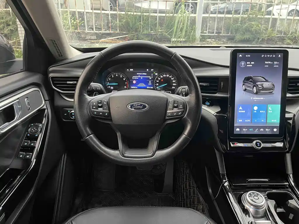 Ford Explorer 2020 — фото 12