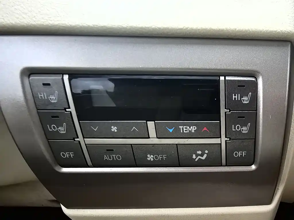 Lexus GX 2012 — фото 23
