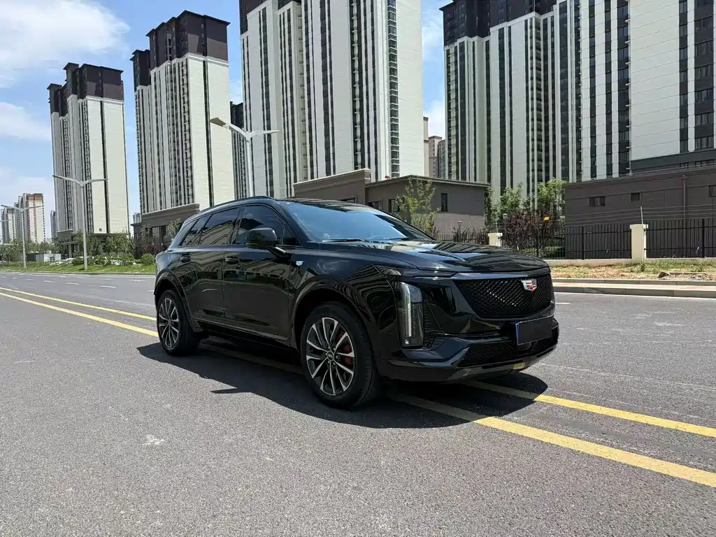 Cadillac XT5 2025 — фото 2
