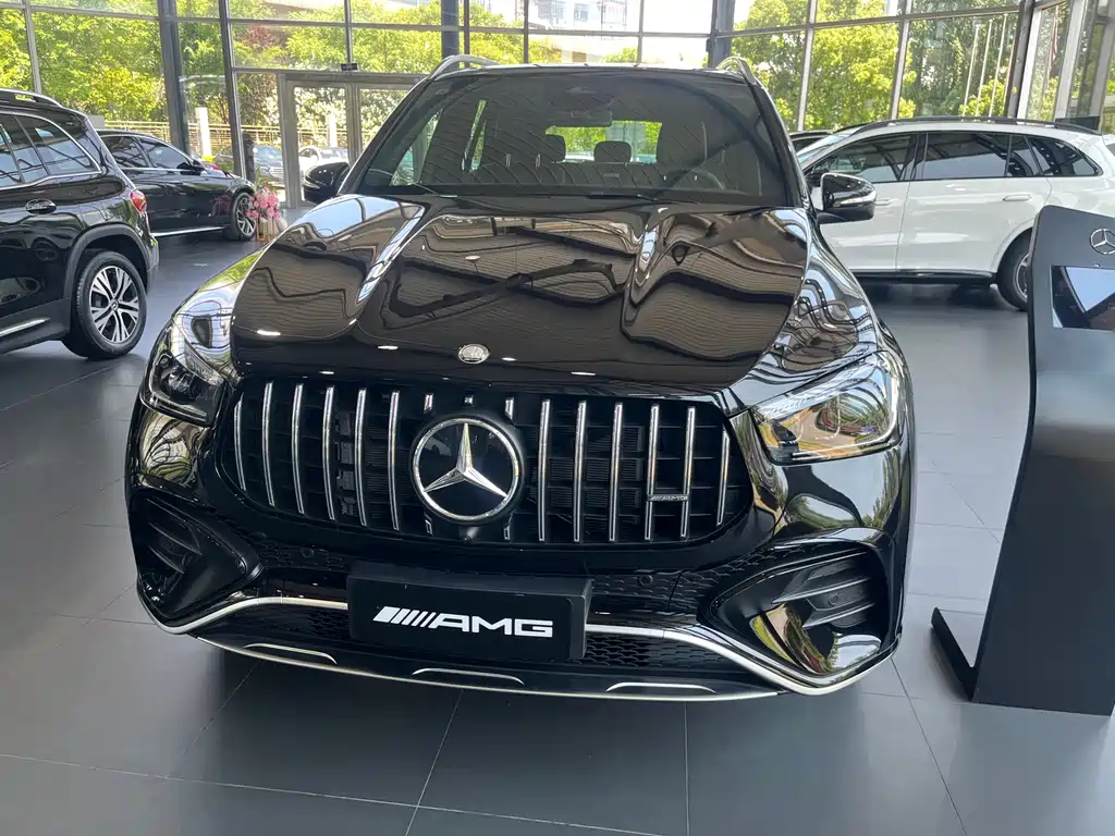 Mercedes-Benz GLE AMG — фото 1