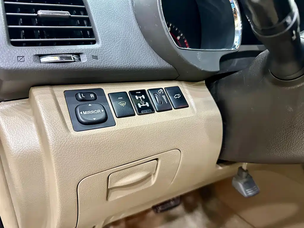 Toyota Highlander 2008 — фото 18