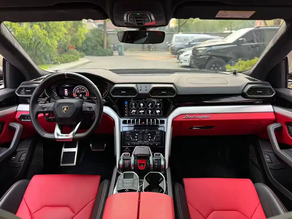 Lamborghini Urus 2019 — фото 4
