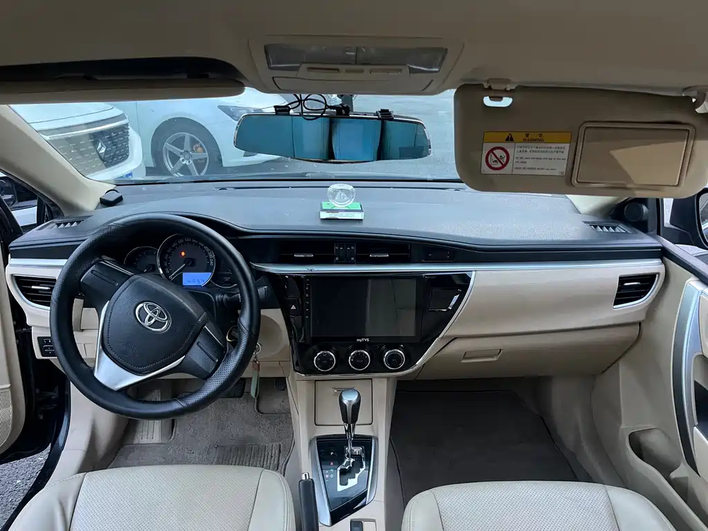Toyota Corolla 2015