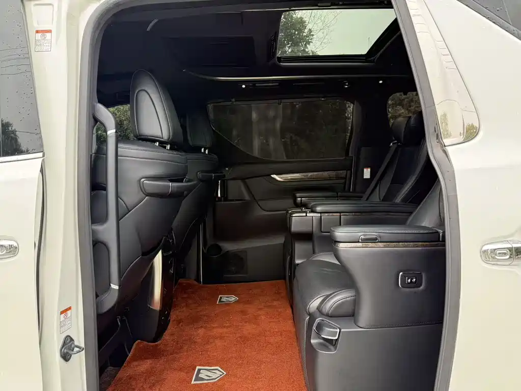 Toyota Alphard 2019 — фото 9