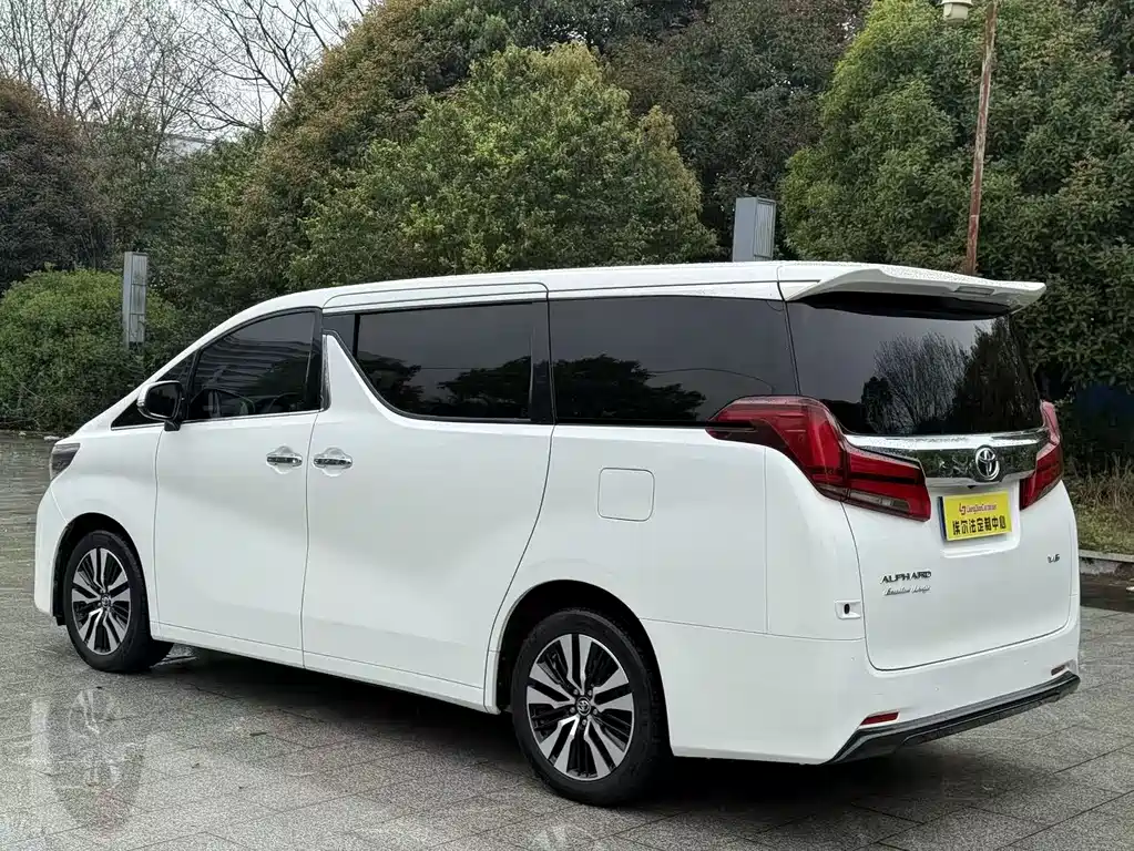 Toyota Alphard 2019 — фото 5