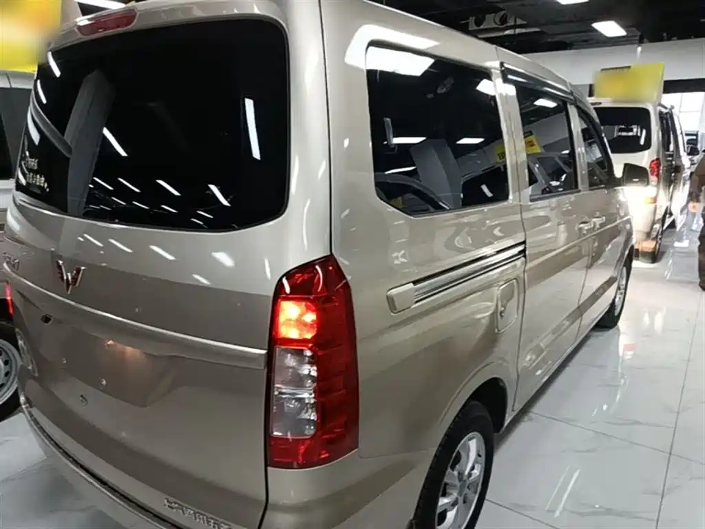 Wuling Hongguang V 2024 — фото 7
