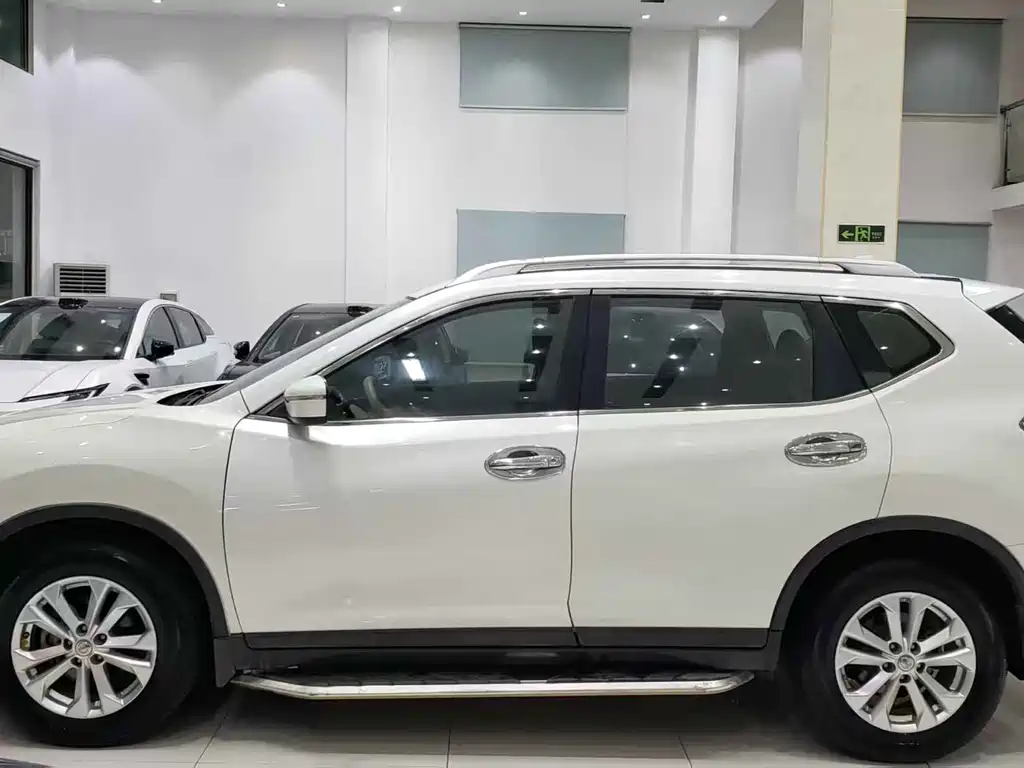 Nissan X-Trail 2014 — фото 13