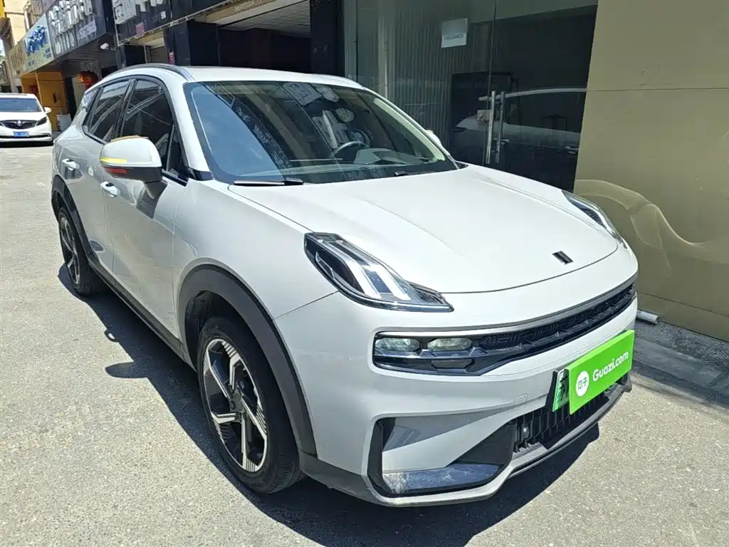 Lynk & Co 06 EM-P 2023 — фото 4