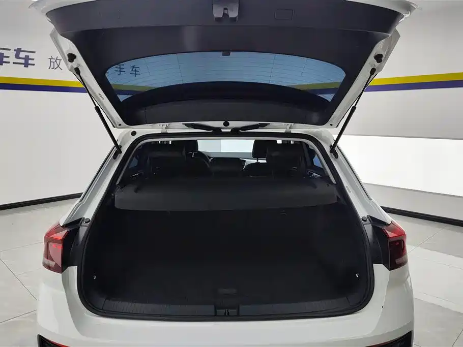 Volkswagen T-Roc 2020 — фото 4