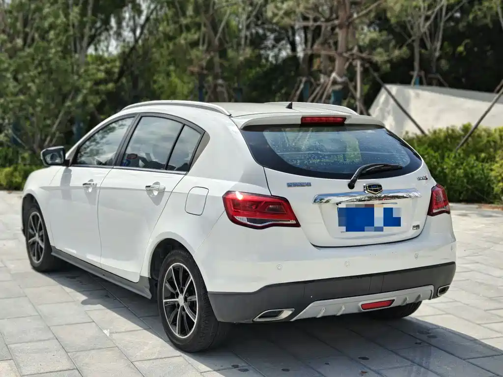 Geely Emgrand 2016
