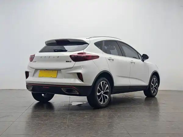 Geely Emgrand GS 2021