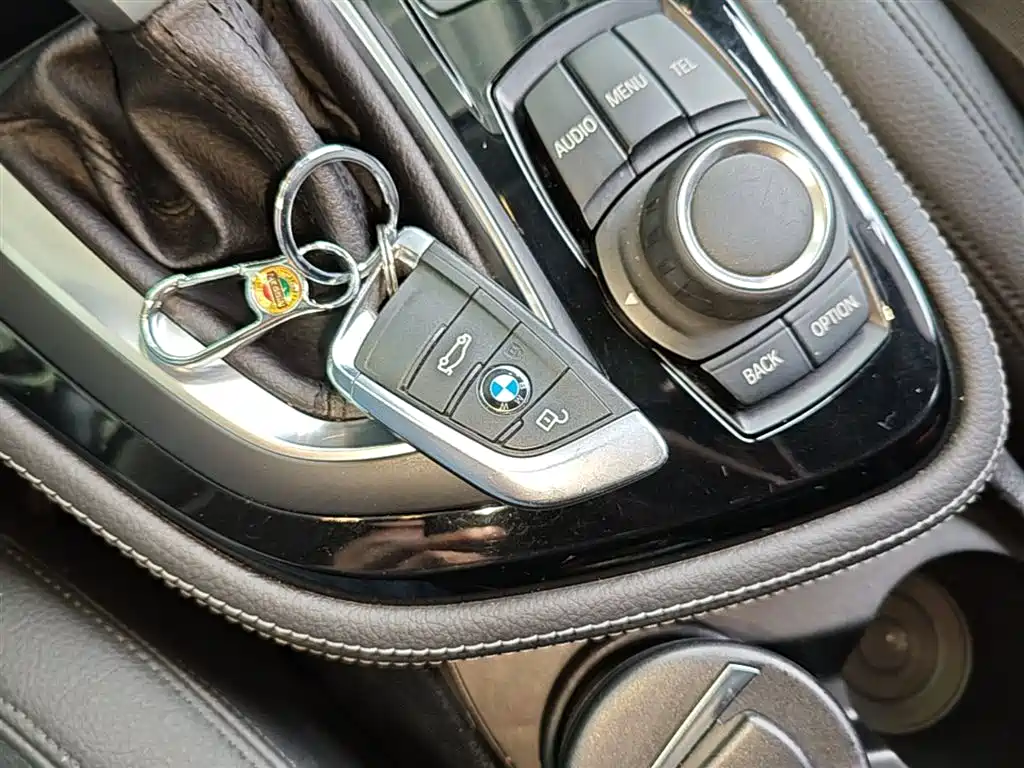 BMW 2 Series Active Tourer 2015 — фото 9
