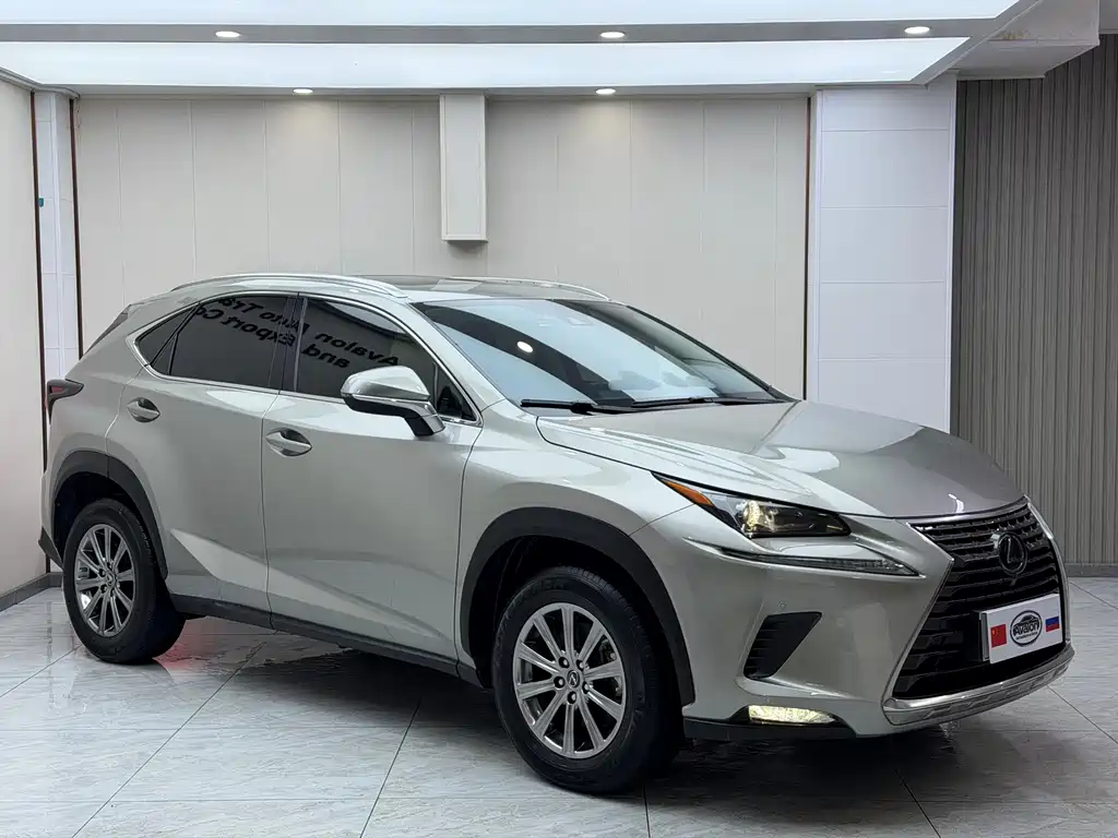 Lexus NX 2020 — фото 3