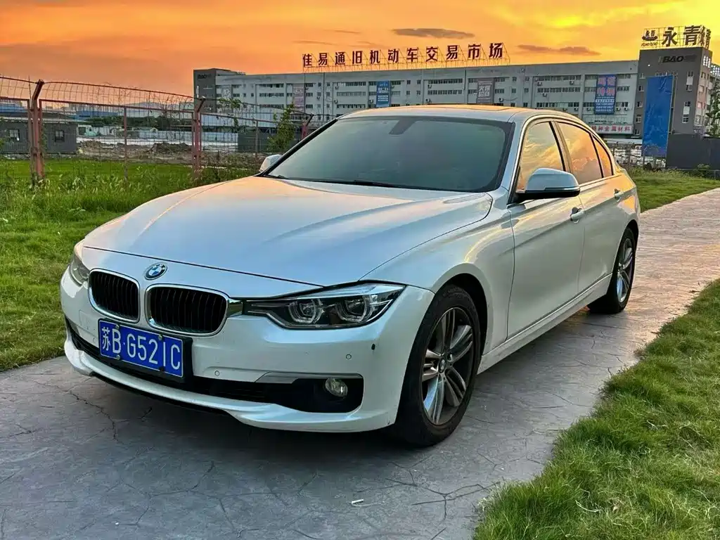 BMW 3 Series 2016