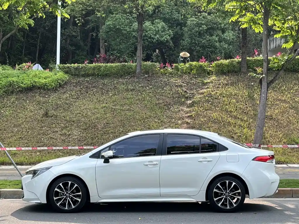 Toyota Levin 2020 — фото 3