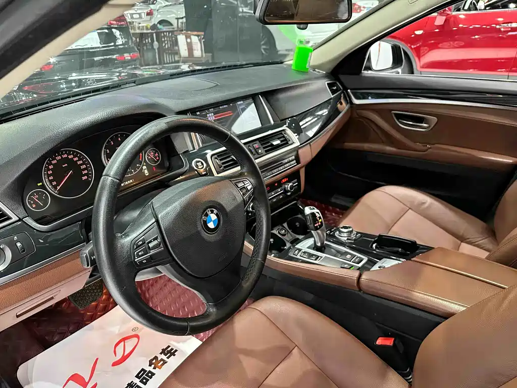 BMW 5 Series 2016