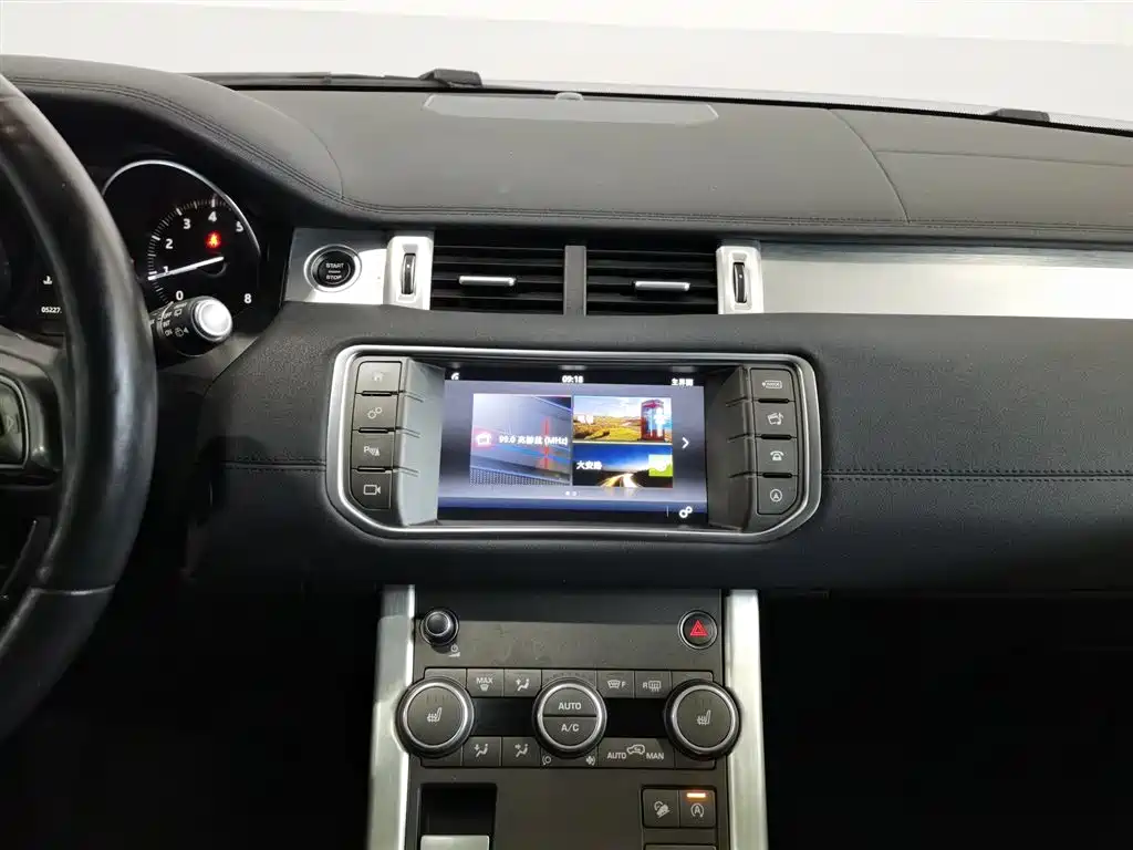 Land Rover Evoque 2017 — фото 12