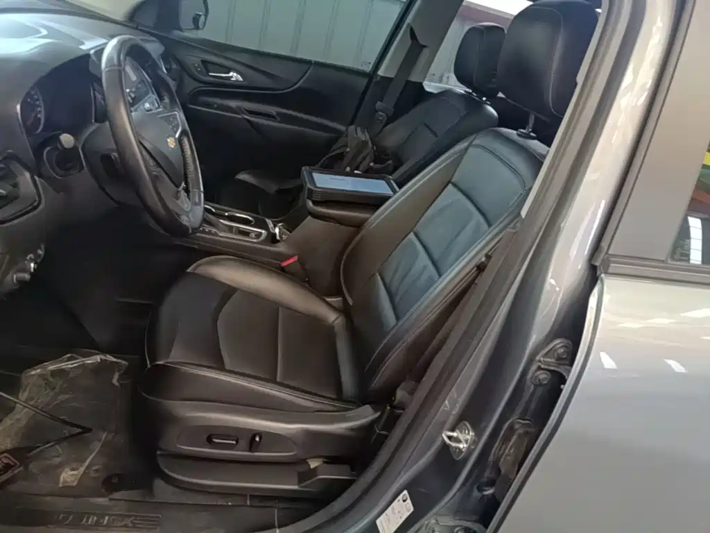 Chevrolet Equinox 2022 — фото 15