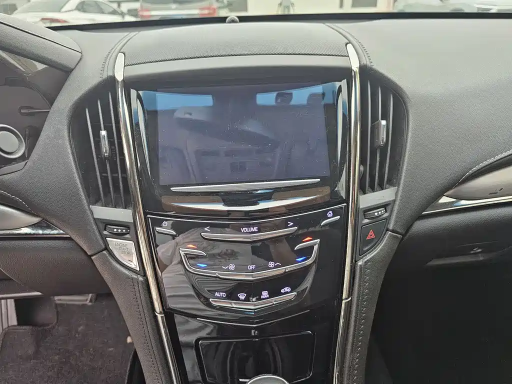 Cadillac ATS-L 2016 — фото 15