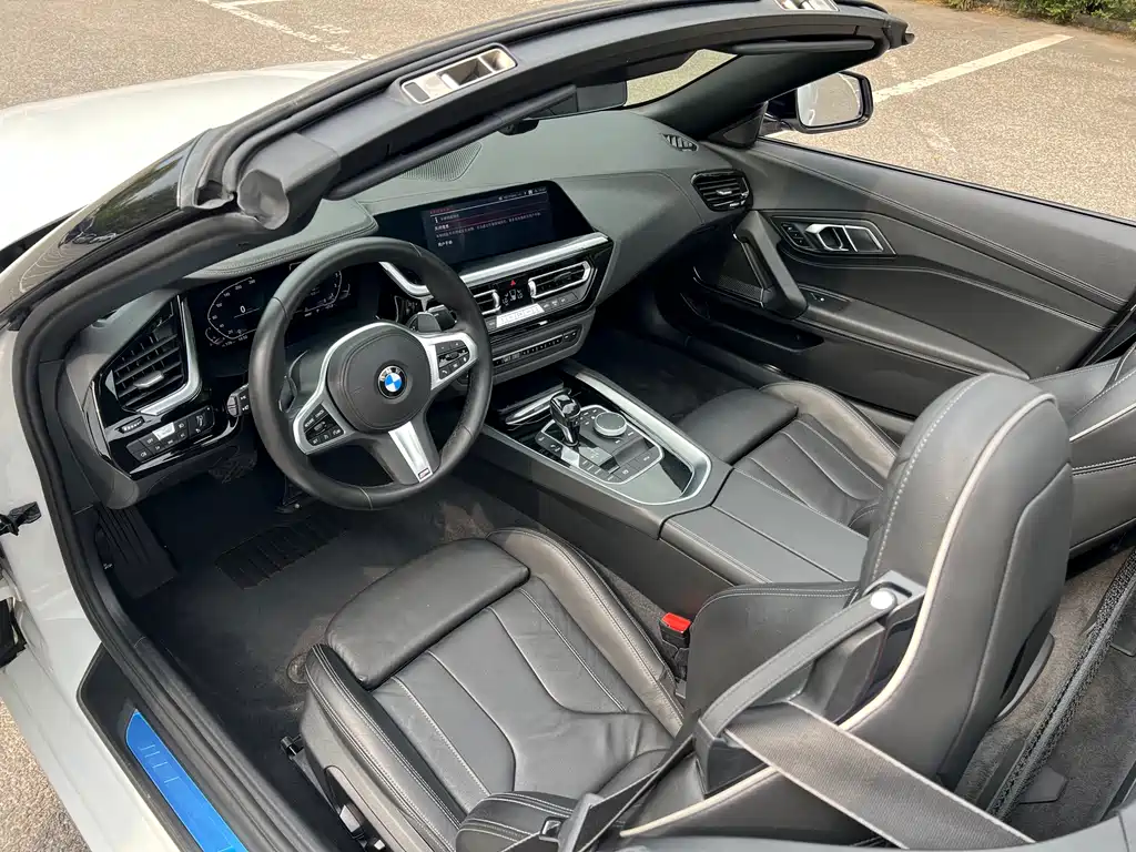 BMW Z4 2021 — фото 16