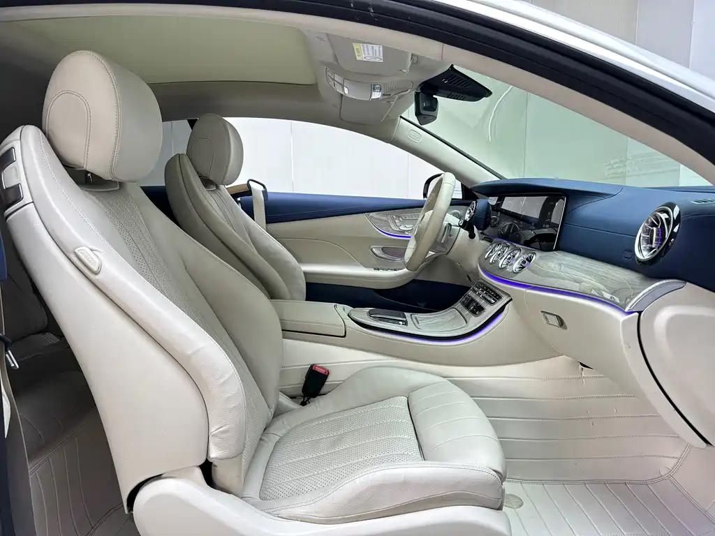 Mercedes-Benz E-Class 2024 — фото 12