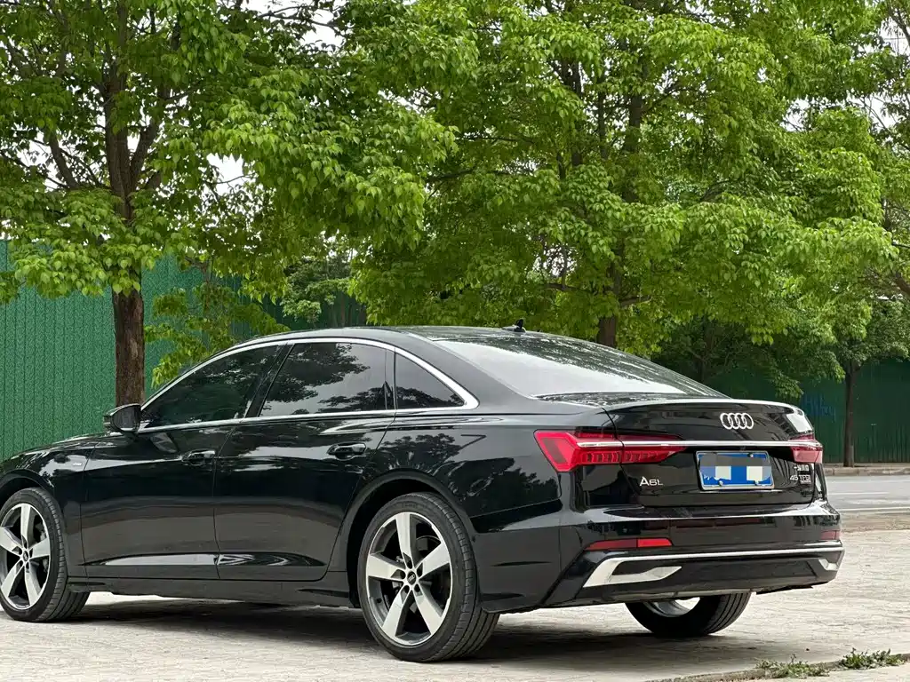 Audi A6L 2022 — фото 8