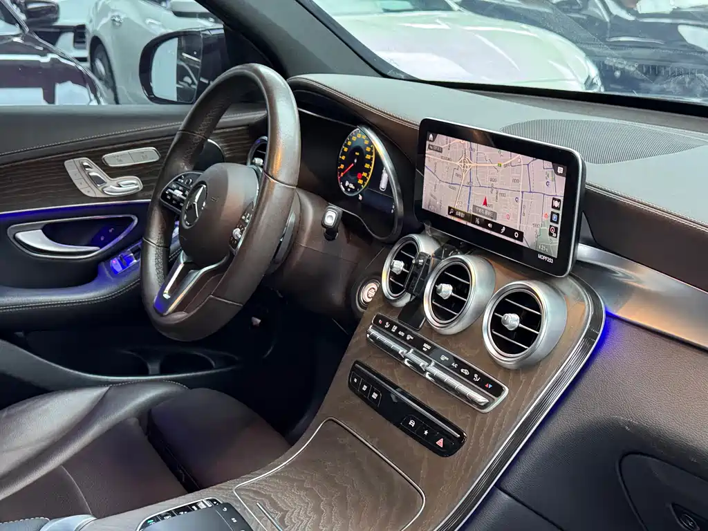 Mercedes-Benz GLC 2022 — фото 19