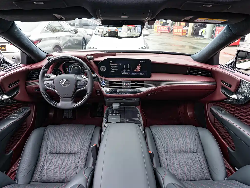 Lexus LS 2022 — фото 13