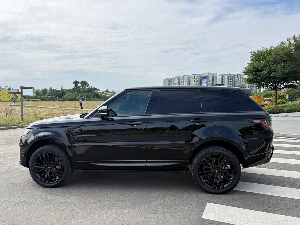 Land Rover Sport 2020 — фото 7