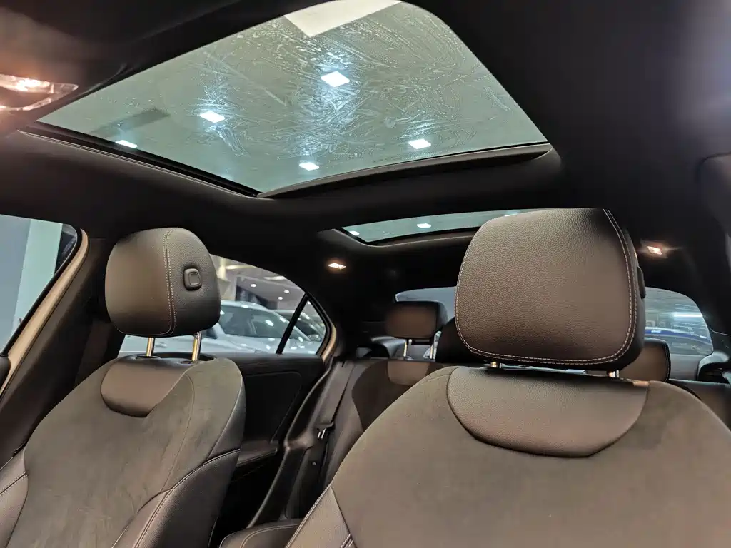 Mercedes-Benz A-Class 2021 — фото 12