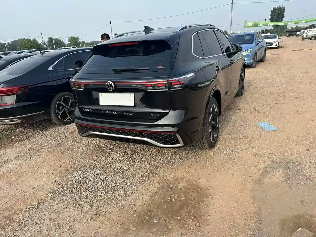 Volkswagen Tiguan L 2024