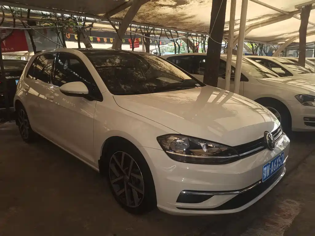 Volkswagen Golf 2020