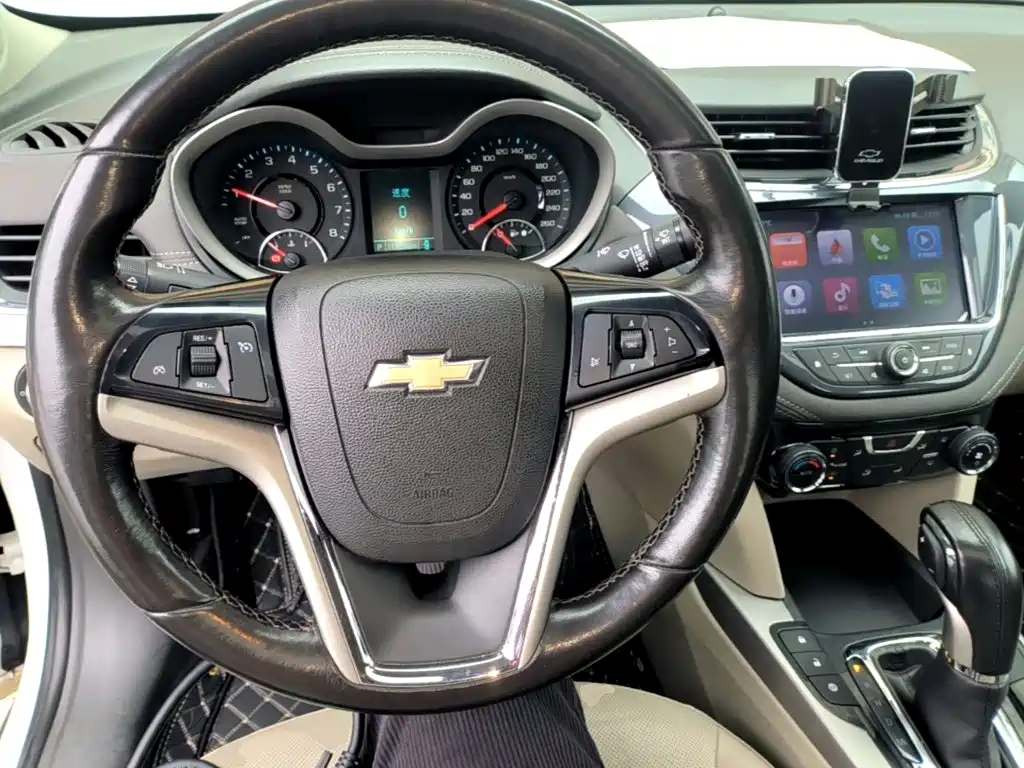 Chevrolet Malibu 2016 — фото 10