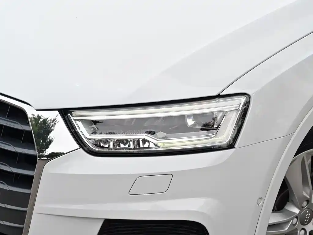 Audi Q3 2017 — фото 6