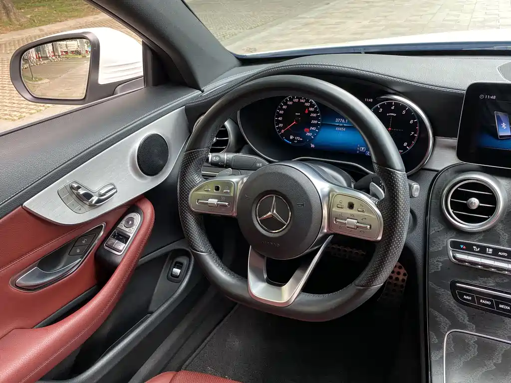 Mercedes-Benz C-Class 2019 — фото 21