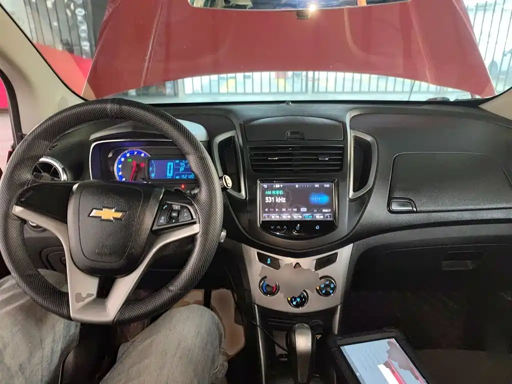 Chevrolet Trax 2015 — фото 6