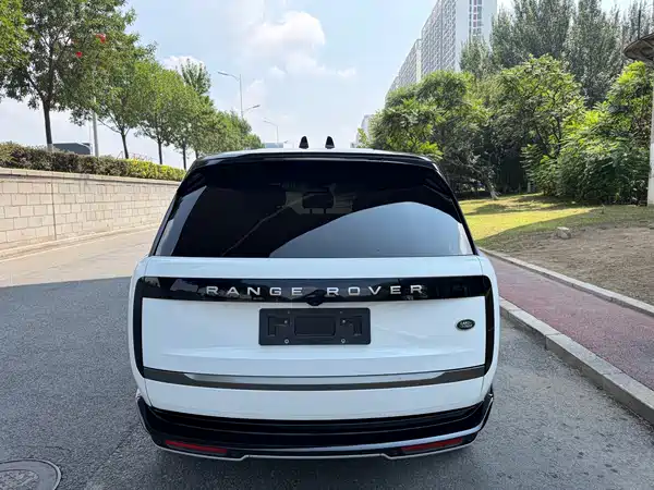 Land Rover Range Rover 2023