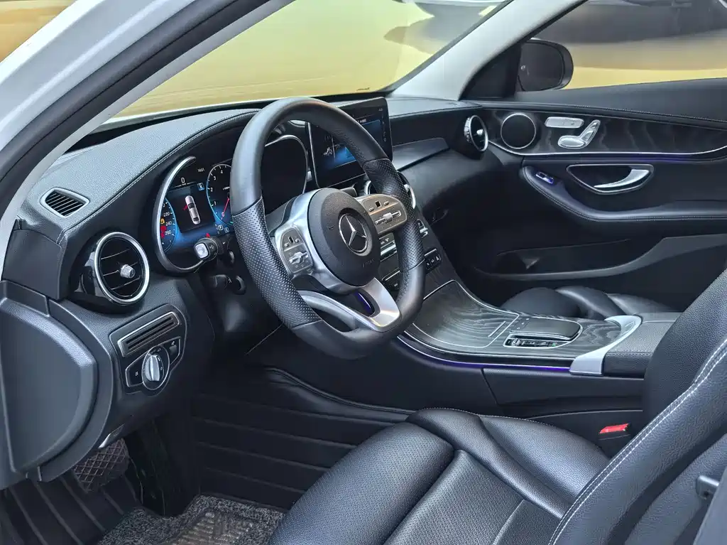 Mercedes-Benz C-Class 2020 — фото 15